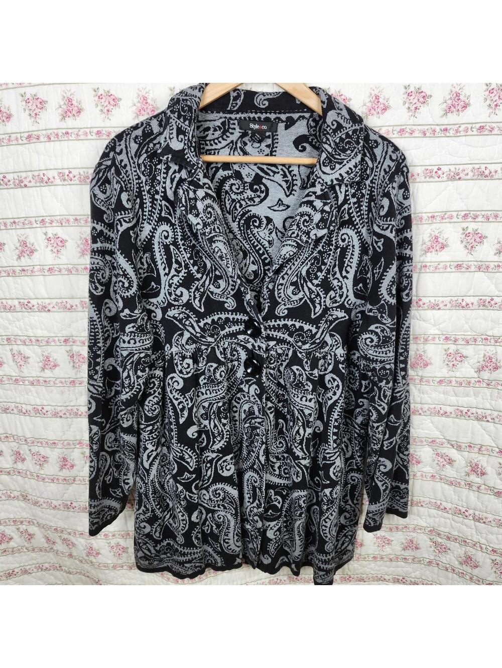 Style & Co. Black and Gray Paisley Print Button-Up Sweater XL